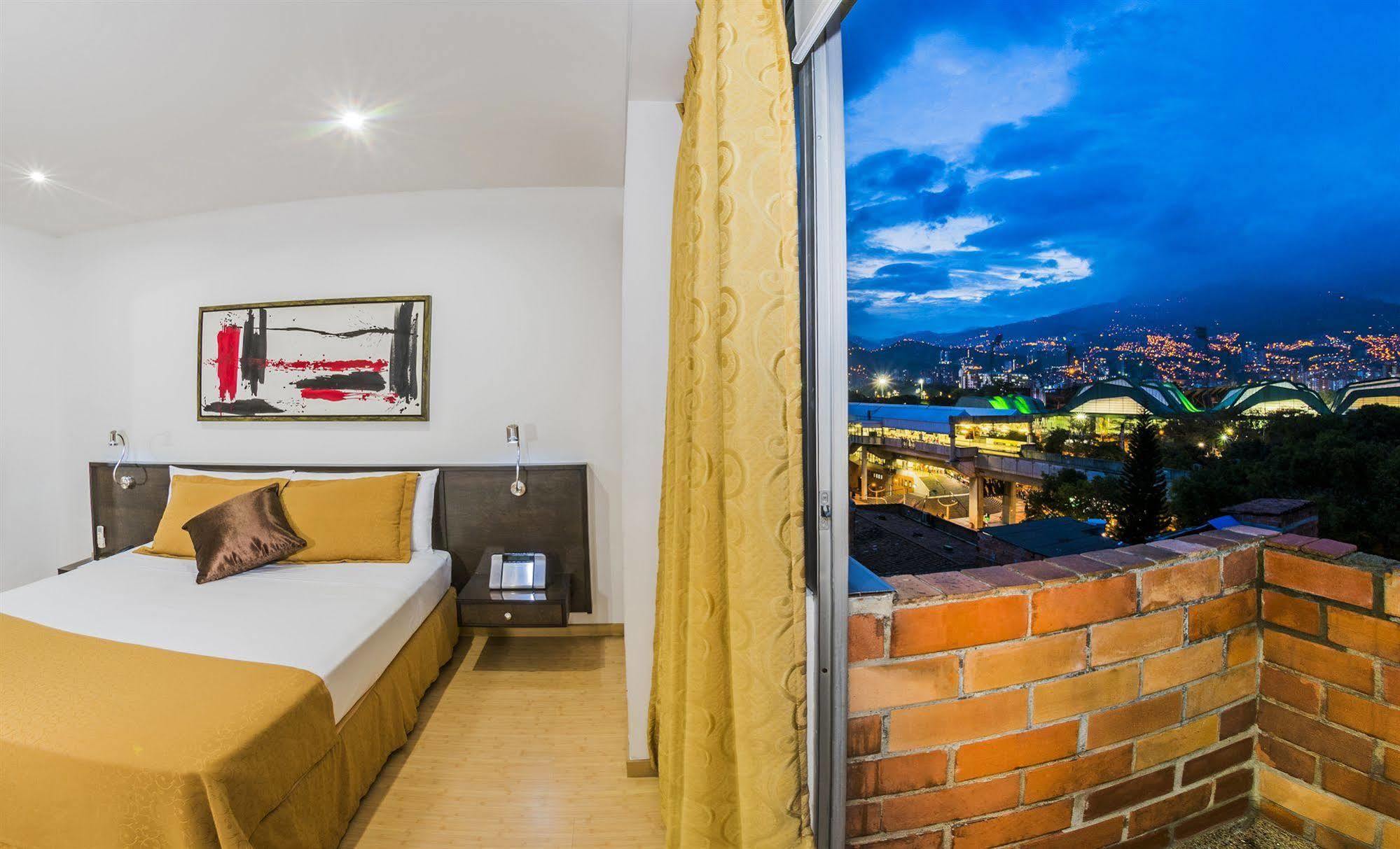 Hotel Egina Medellín Eksteriør billede